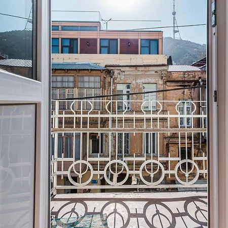 Central Location King Size Bed Tbilisi Ngoại thất bức ảnh