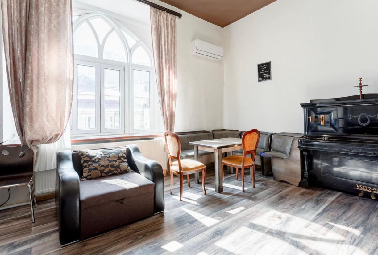Central Location King Size Bed Tbilisi Ngoại thất bức ảnh