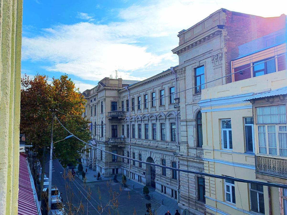 Central Location King Size Bed Tbilisi Ngoại thất bức ảnh